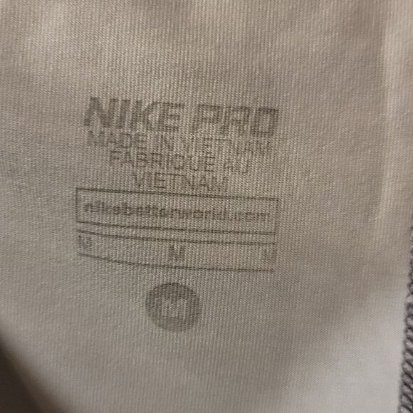 Nike Pro Hypercool Tidal Training Capris - Picture 4 of 9